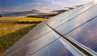Franza tlesti d-9 rawnd ta 'offerti PV fuq rooftop, li tagħti 220MW