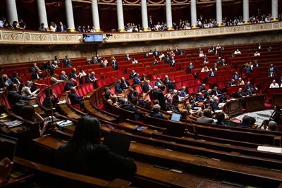 Is-Senat Franċiż jimblokka l-projbizzjoni ta 'rinnovabbli, iżda d-dibattitu d...
